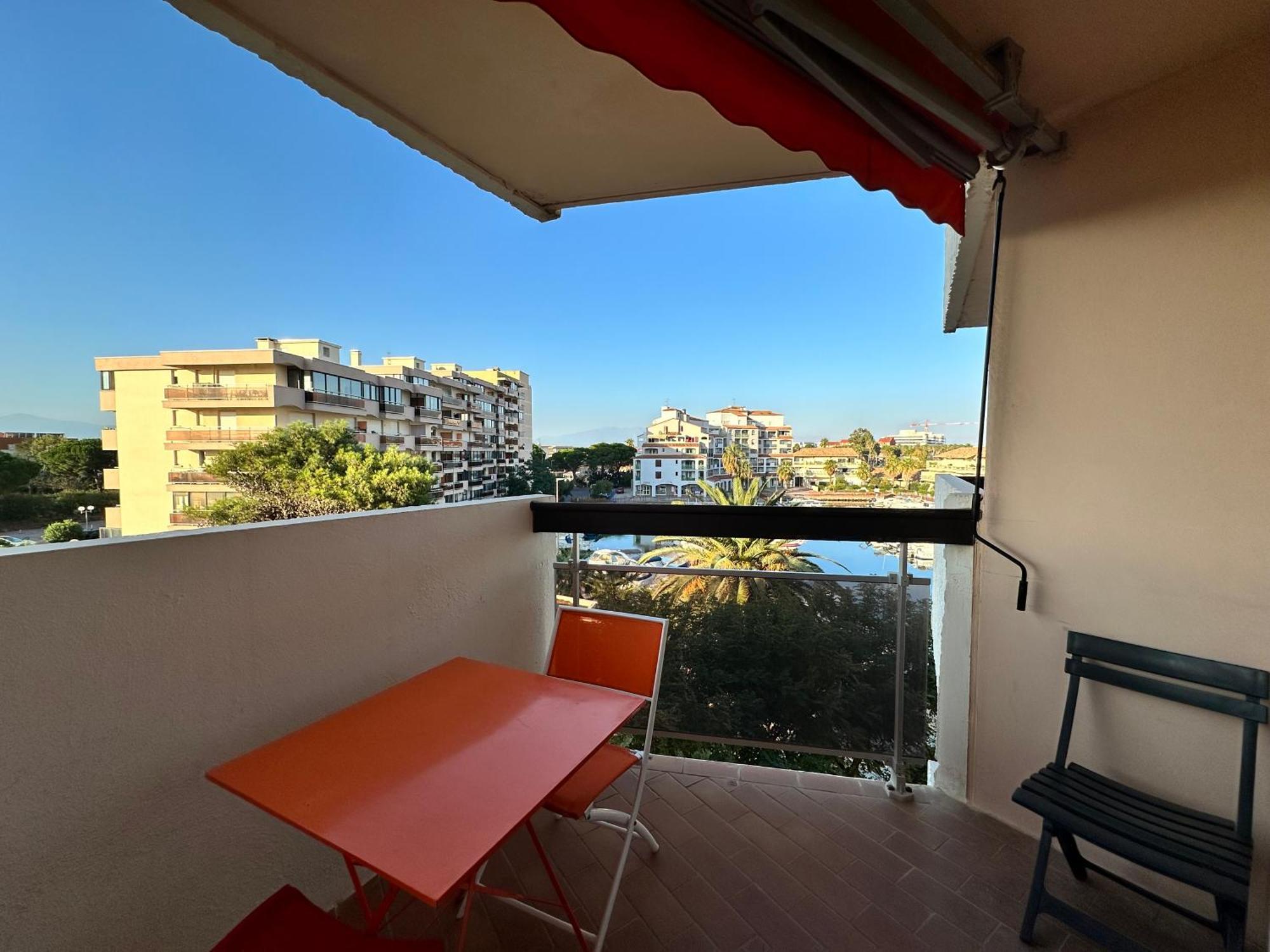Appartement Studio Vue Sur La Marina กาเนต์-อ็อง-รูสซียง ภายนอก รูปภาพ