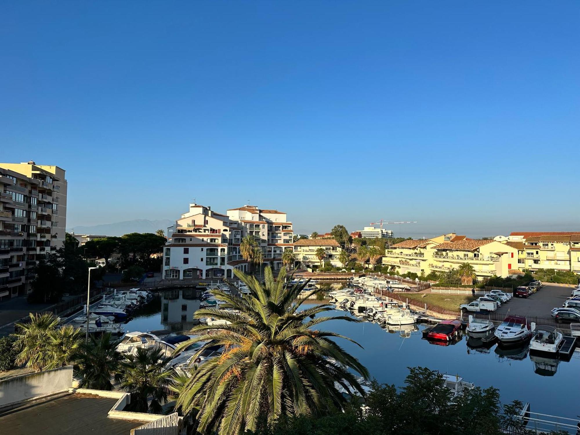 Appartement Studio Vue Sur La Marina กาเนต์-อ็อง-รูสซียง ภายนอก รูปภาพ